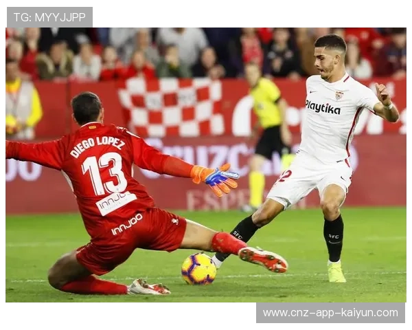 皇家社会边路配合撕裂对手防线 皇家社会边路配合撕裂对手防线